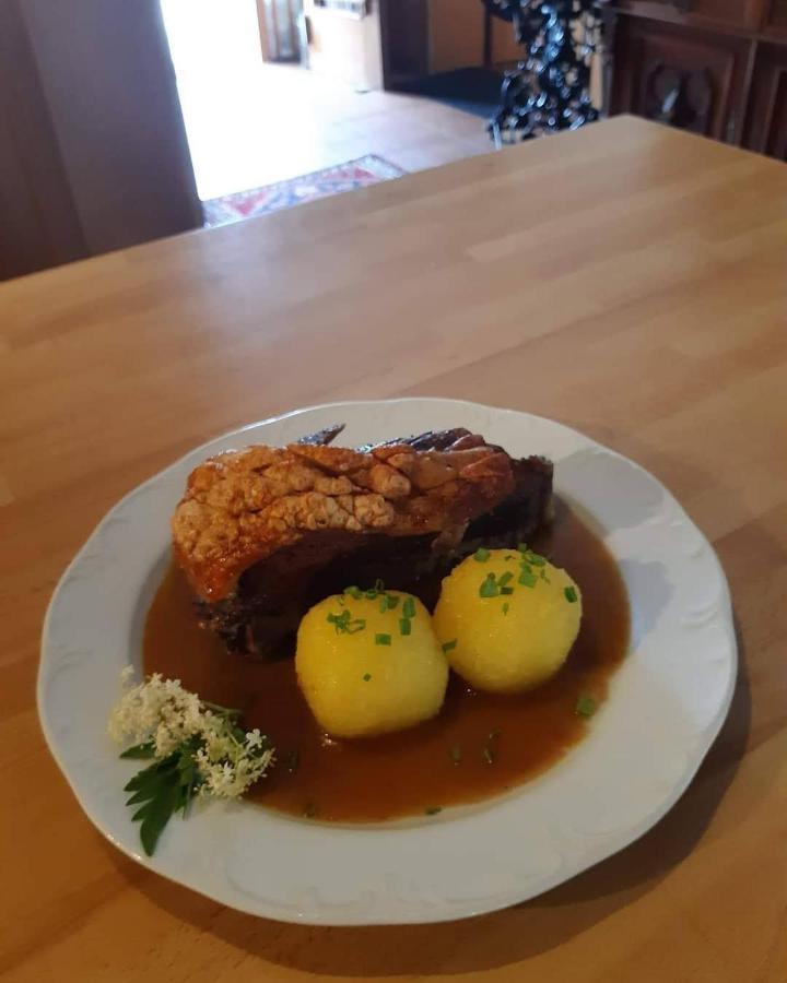 Gasthof Hotel Zur Post Egloffstein Eksteriør billede