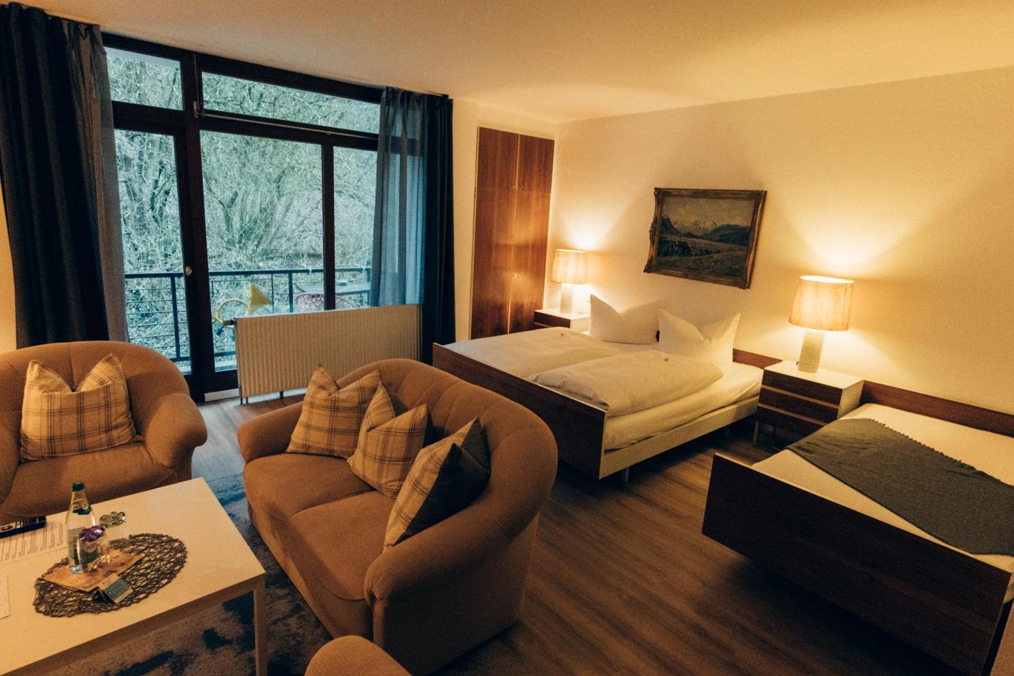 Gasthof Hotel Zur Post Egloffstein Eksteriør billede