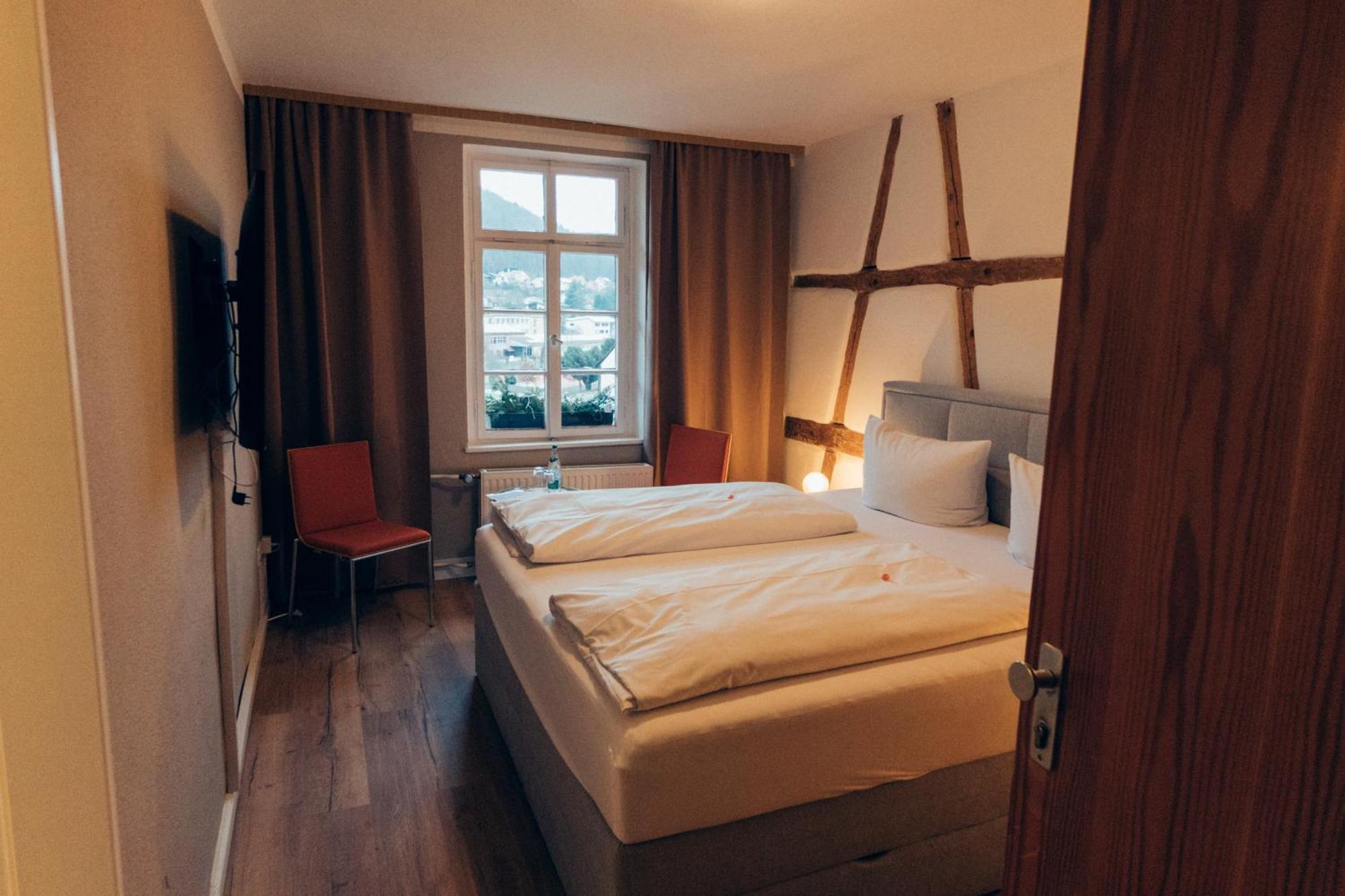 Gasthof Hotel Zur Post Egloffstein Eksteriør billede