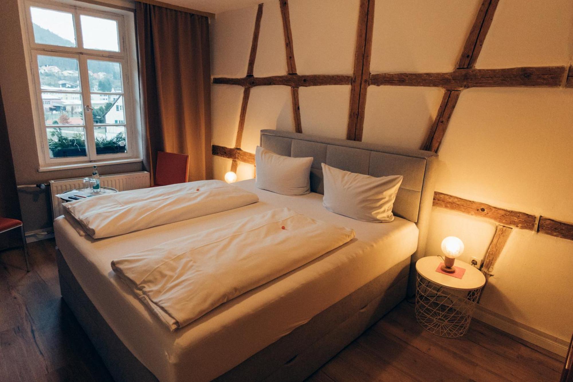 Gasthof Hotel Zur Post Egloffstein Eksteriør billede