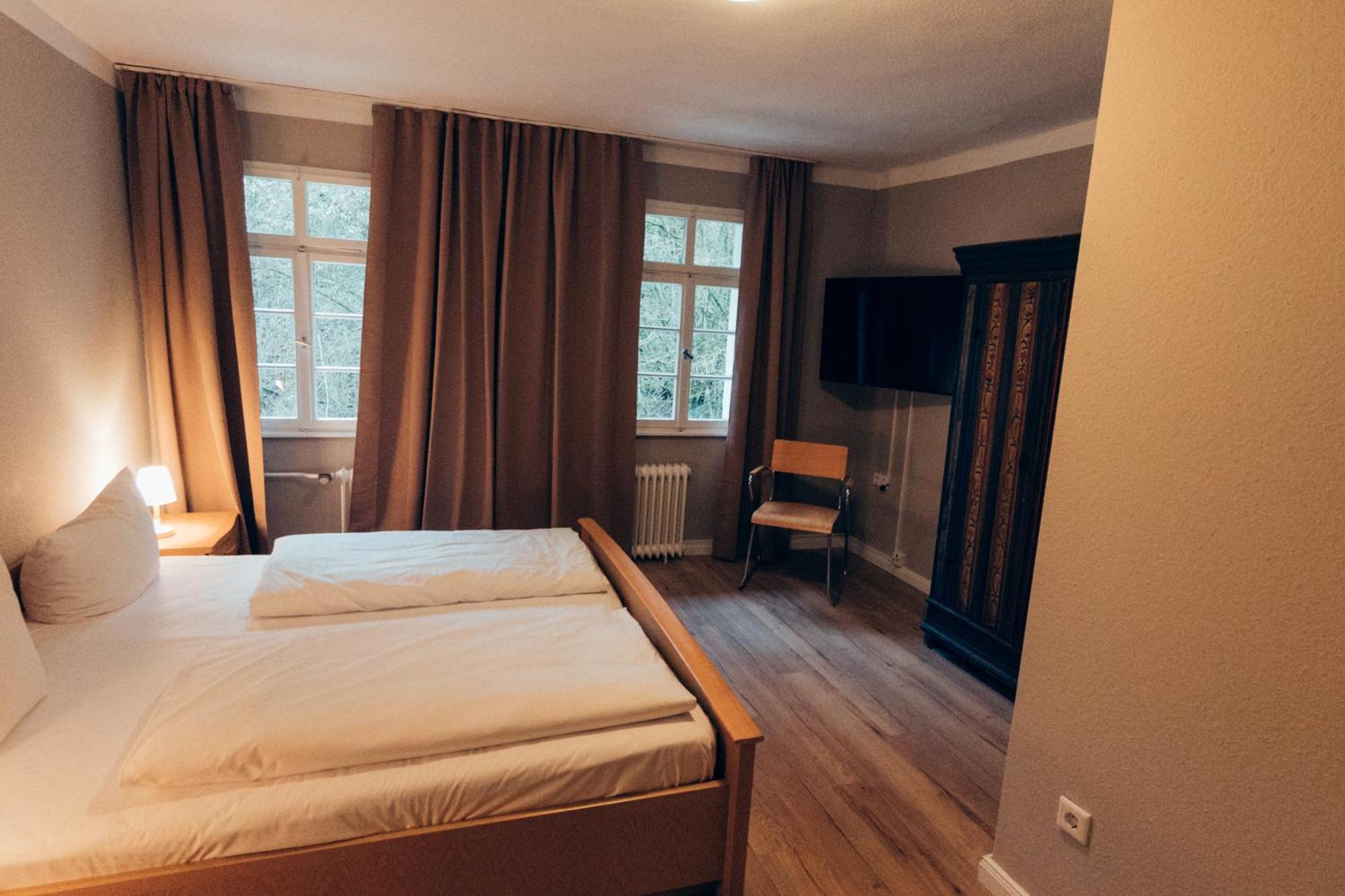 Gasthof Hotel Zur Post Egloffstein Eksteriør billede