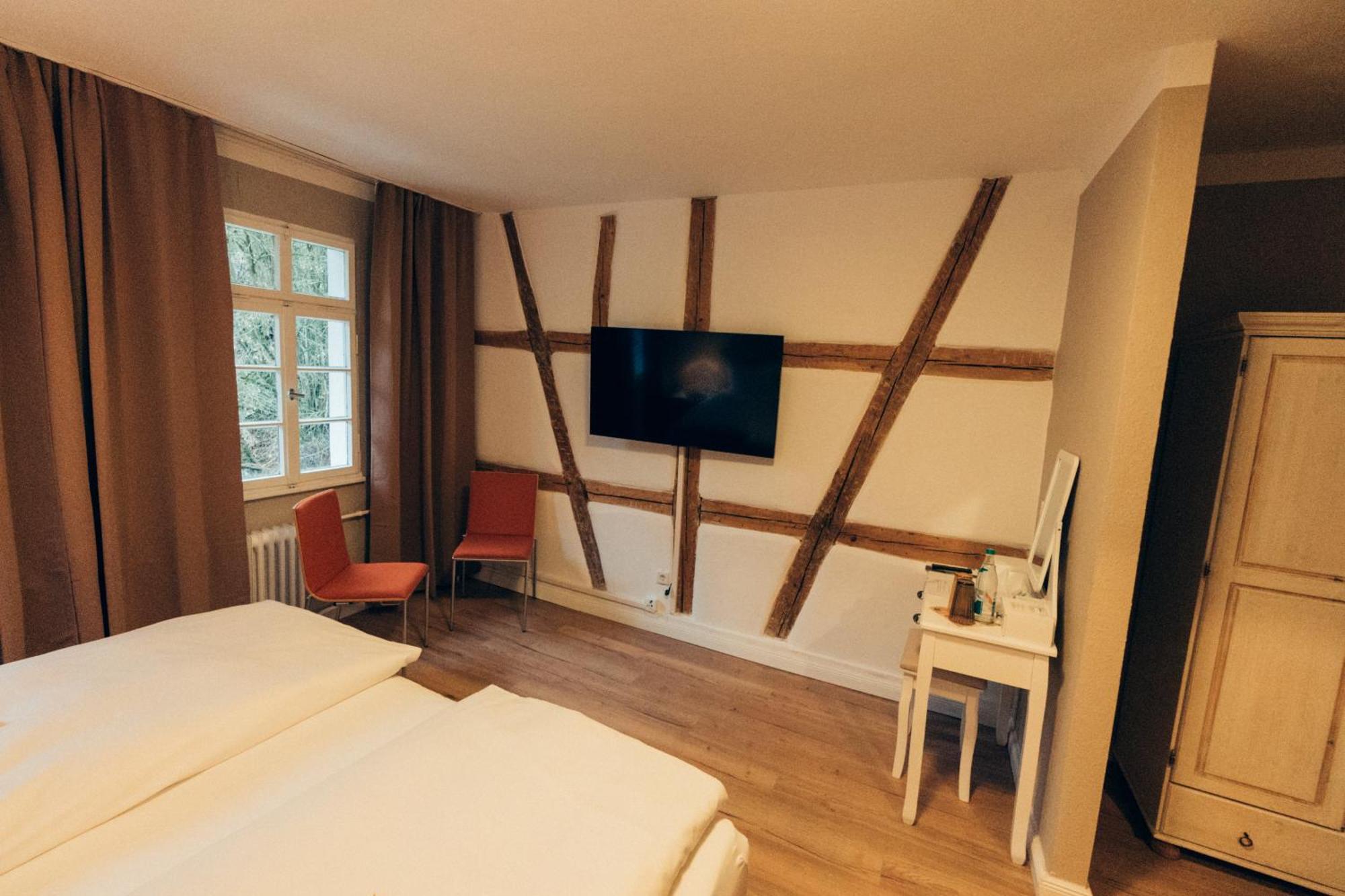 Gasthof Hotel Zur Post Egloffstein Eksteriør billede