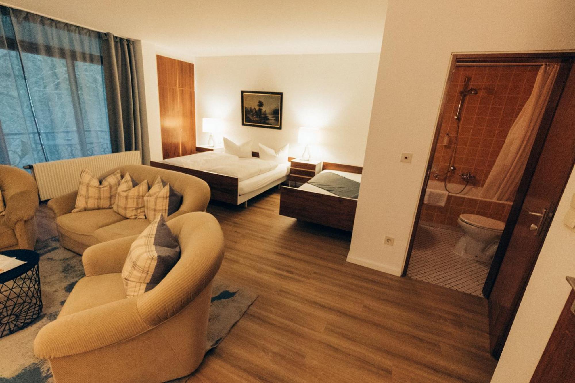 Gasthof Hotel Zur Post Egloffstein Eksteriør billede