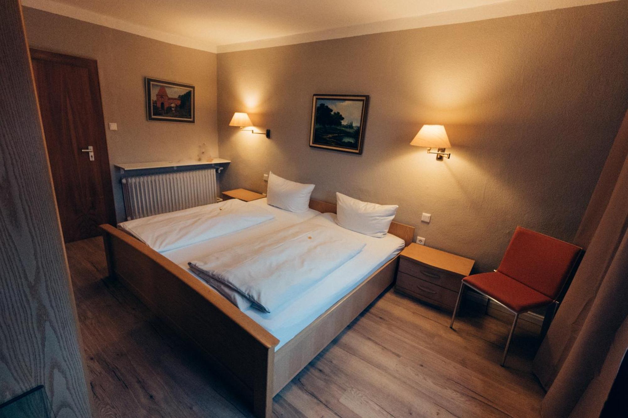 Gasthof Hotel Zur Post Egloffstein Eksteriør billede